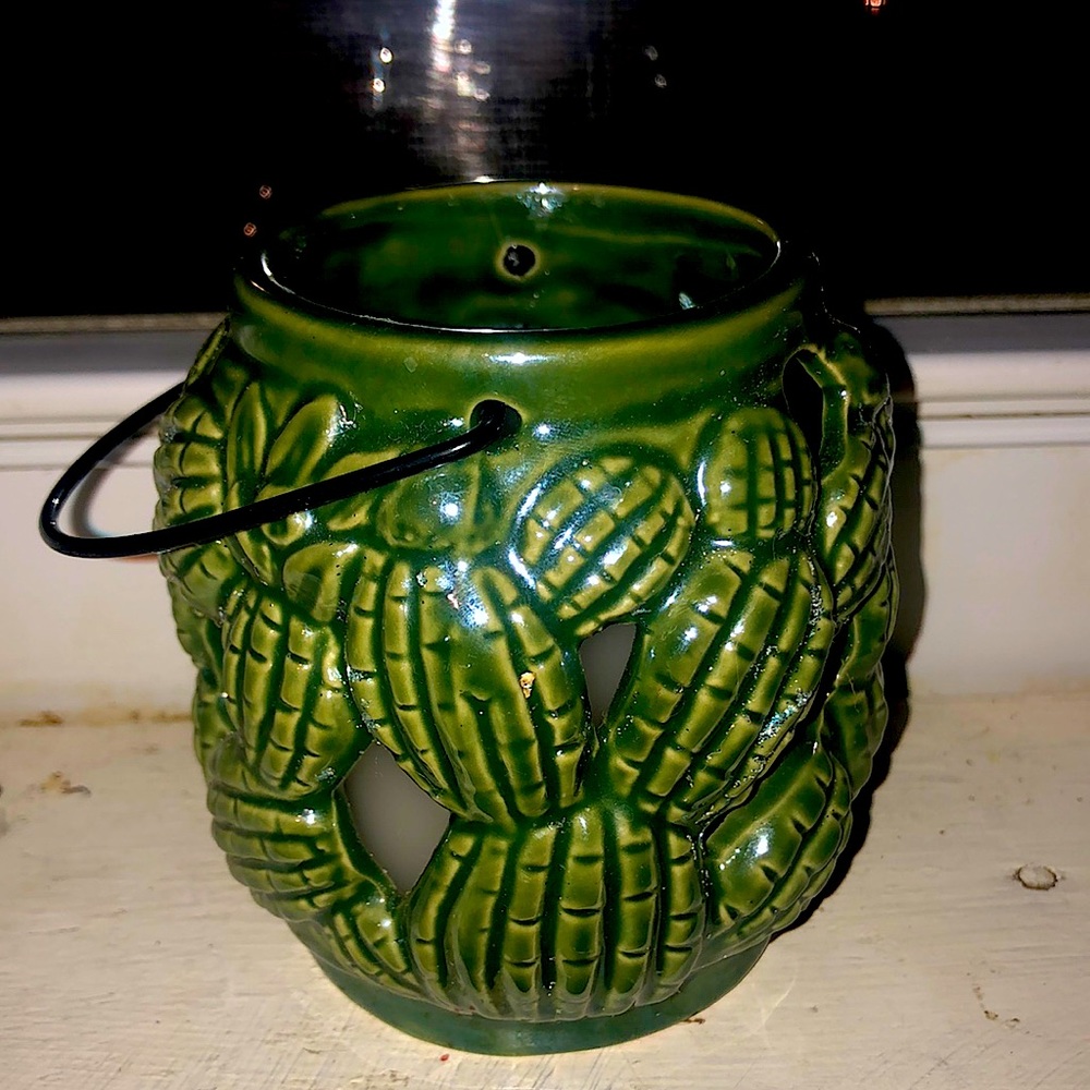 Hanging Green Ceramic Cactus 🌵 Tealight